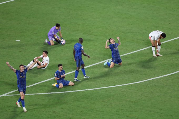 ¡ESTO SI ES HISTÓRICO ! El Al-Hilal le ganó por 4 a 3 al Manchester City y lo eliminó del Mundial de Clubes 2025.-