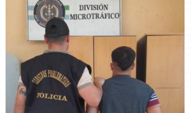 La Division Microtrafico detuvo a un conocido narco,golpeador y  aprendis de sicario que habia herido a dos personas en Barranqueras